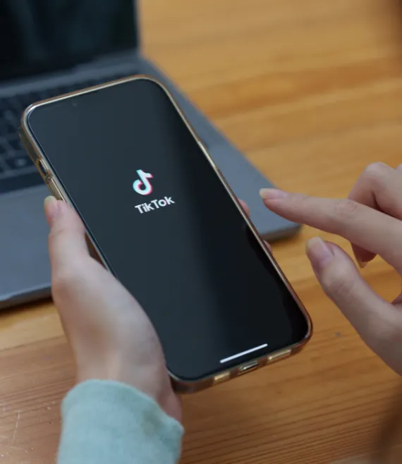 Instagram vs TikTok Quelle plateforme est la meilleure Tiktok